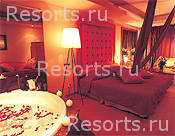 Adams Beach Hotel 9